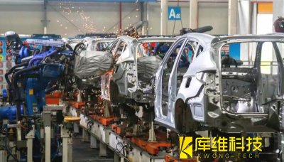 <b>采購9000臺機(jī)器人，王傳福重走富士康“老路”？董明珠給予了肯定</b>