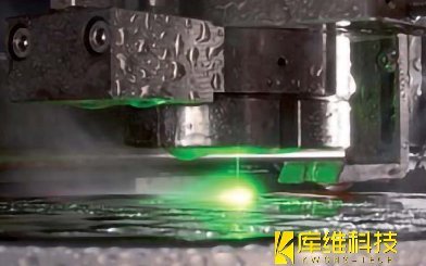 <b>水導(dǎo)激光加工中如何避免激光器波長(zhǎng)和頻率的波動(dòng)？</b>